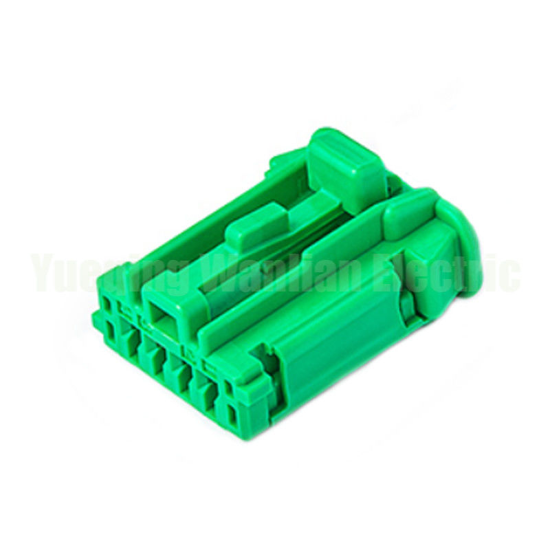 4 Πιν 98817-1045 0988171045 Συνδετήρας συσσωρευτών αυτοκινήτου Τμήματα κατοικίας Τμήματα οχήματος Πίνακα κυκλοφορίας Δωμάτιο φωτισμού Φώτα πίσω