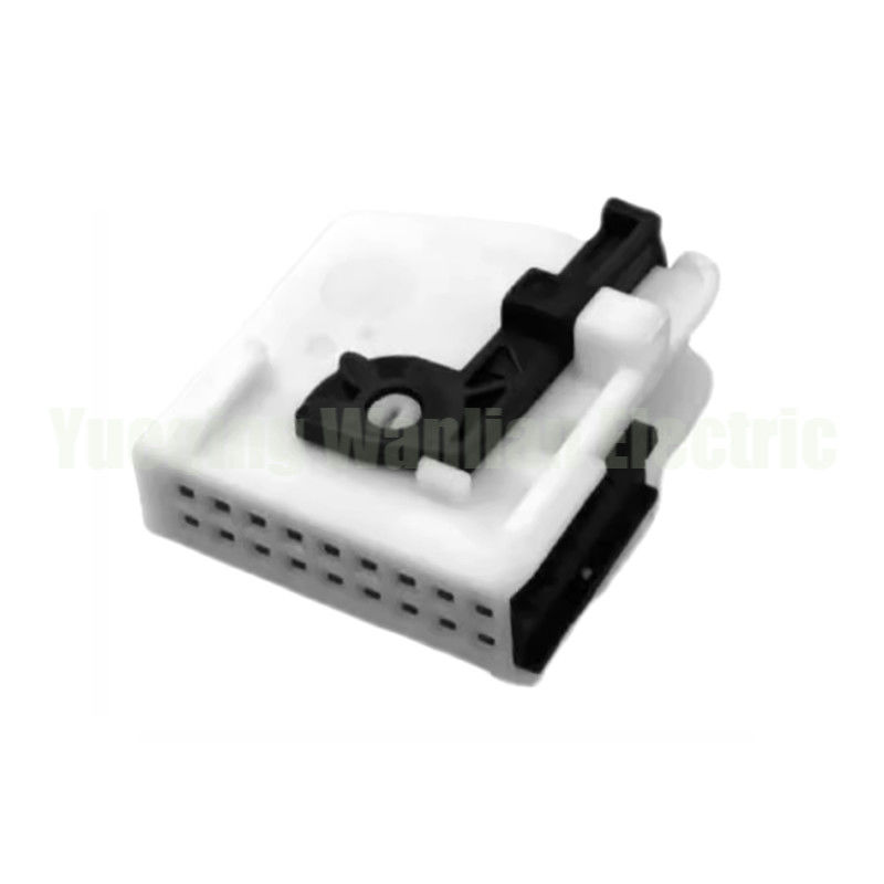18 Pin 1379100-2 1379102-1 Μικροσκοπικό Συγκρότημα AC Auto Socket Electrical Connector για αυτοκίνητα