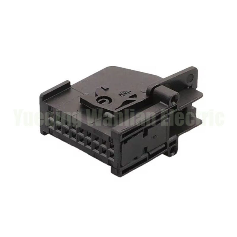 18 Pin 1379100-1 1379102-1 Συμπλέκτης ελεγκτή πλοήγησης αυτοκινήτου Συμπλέκτης μηχανισμού μετρητή ταχύτητας Συμπλέκτης κουτιού ελέγχου ραντάρ